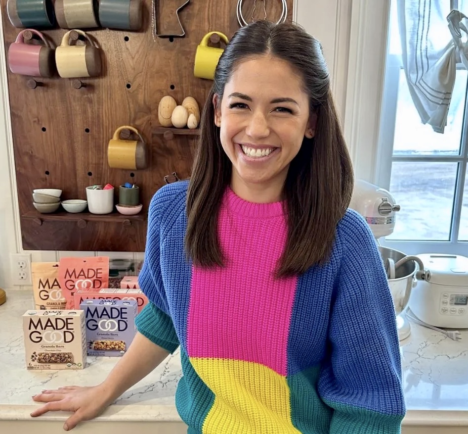 Molly yeh nude