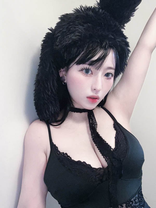 momoka akari in answer #2326331