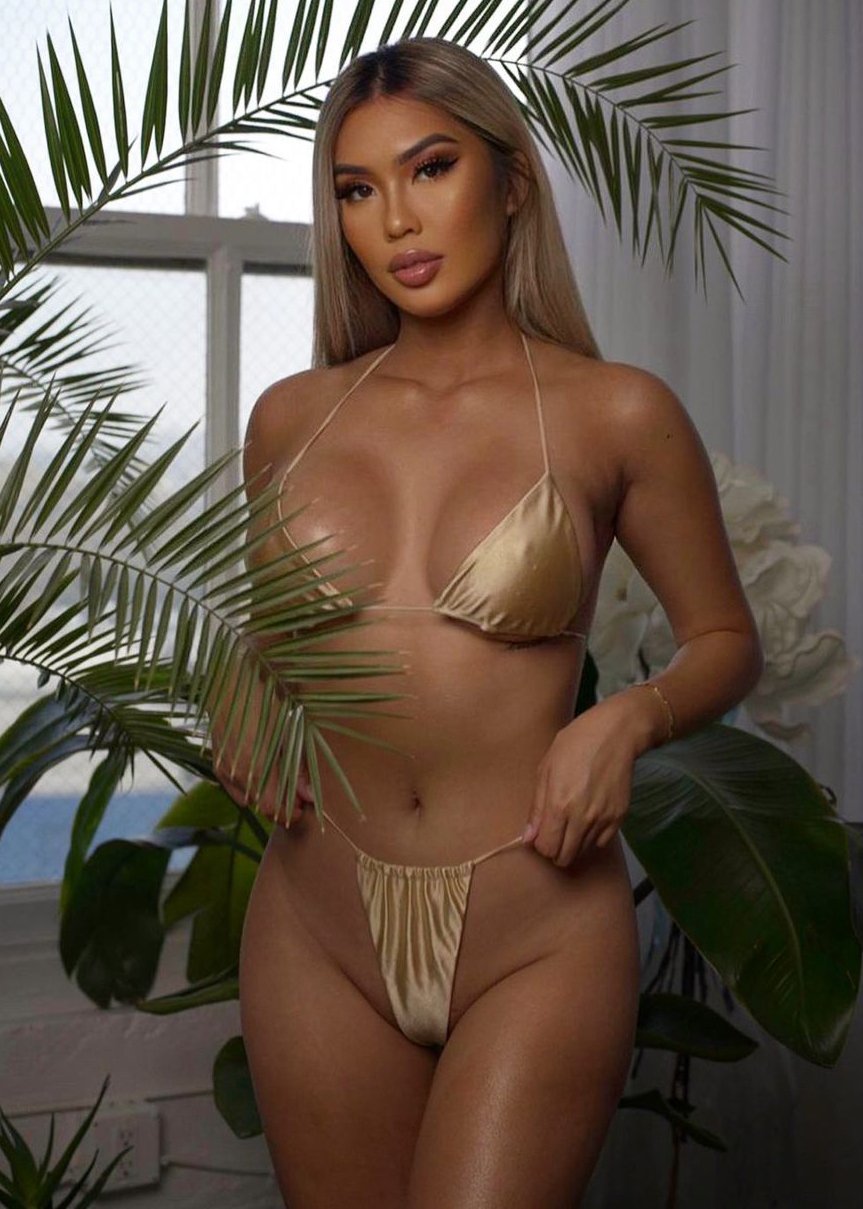 Monica Jambagle - Free pics, galleries & more at Babepedia