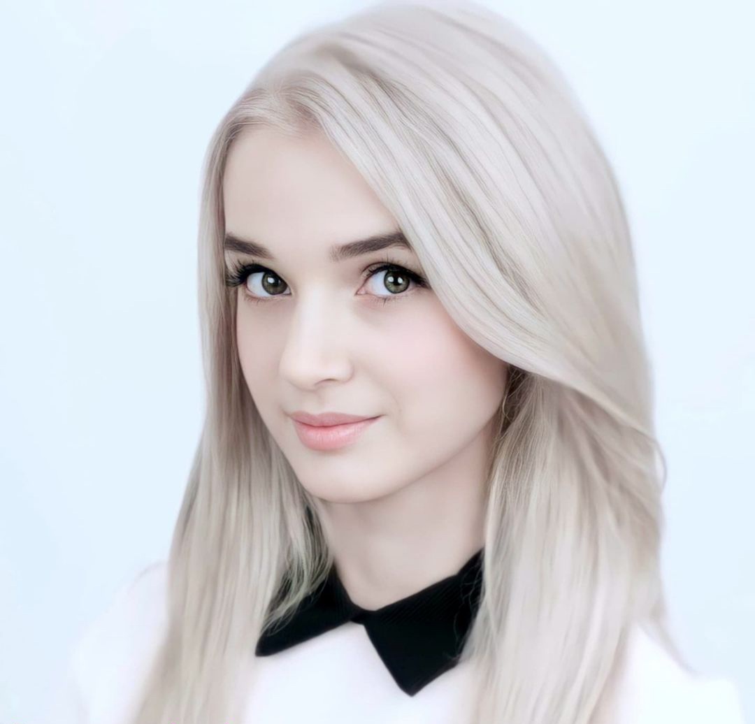 Moriah Pereira - Free pics, galleries & more at Babepedia