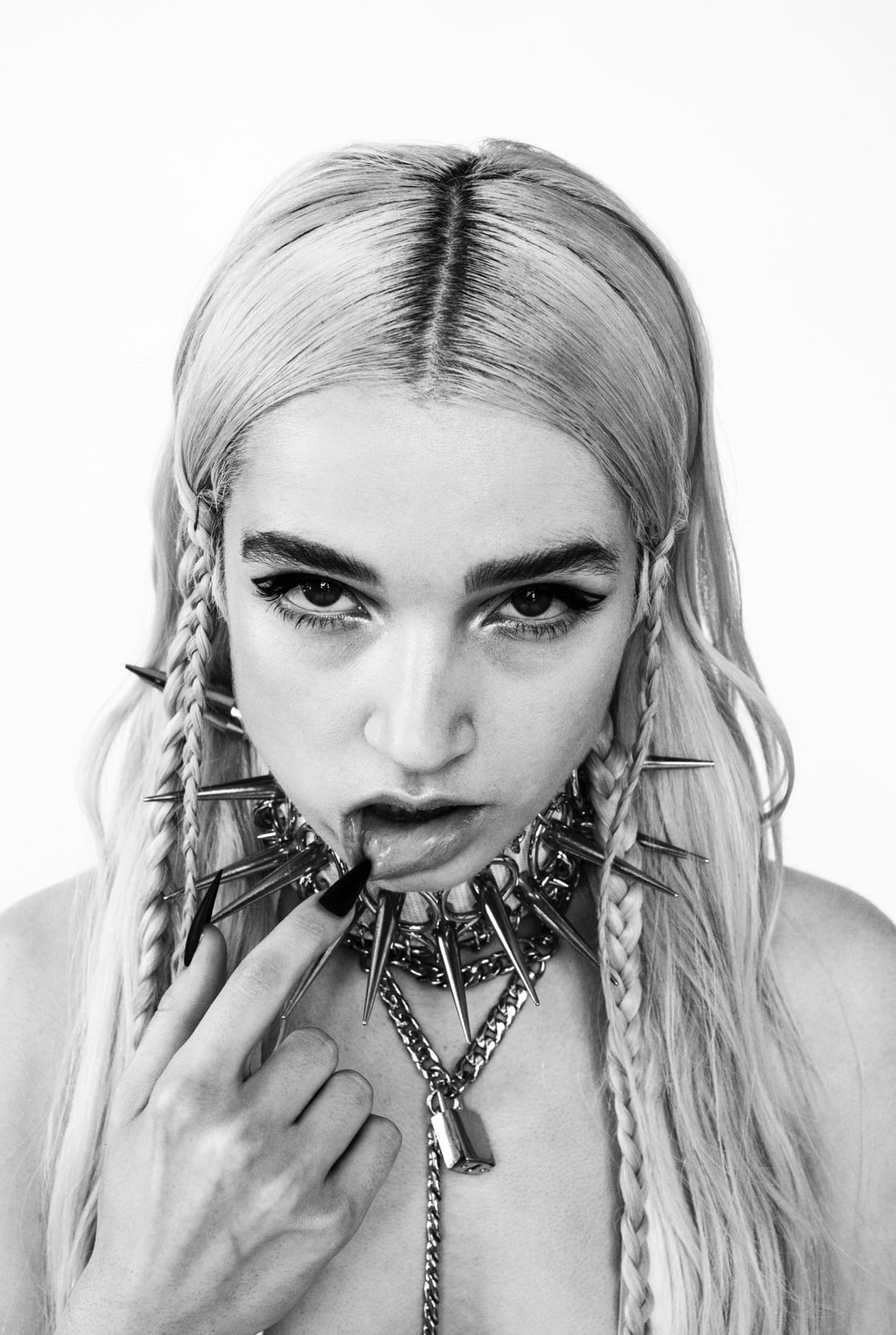 Moriah Pereira - Free pics, galleries & more at Babepedia