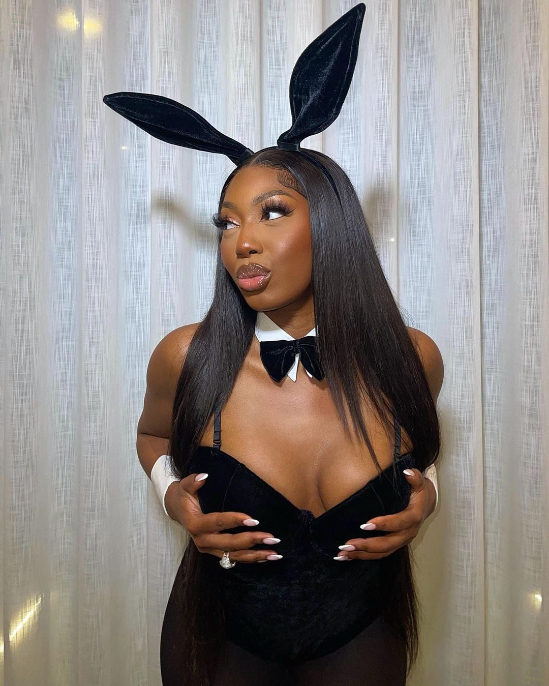 Ms Banks - Free pics, galleries & more at Babepedia