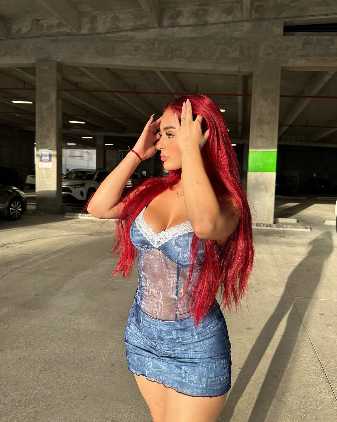 Nicolle Figueroa - Free pics, galleries & more at Babepedia