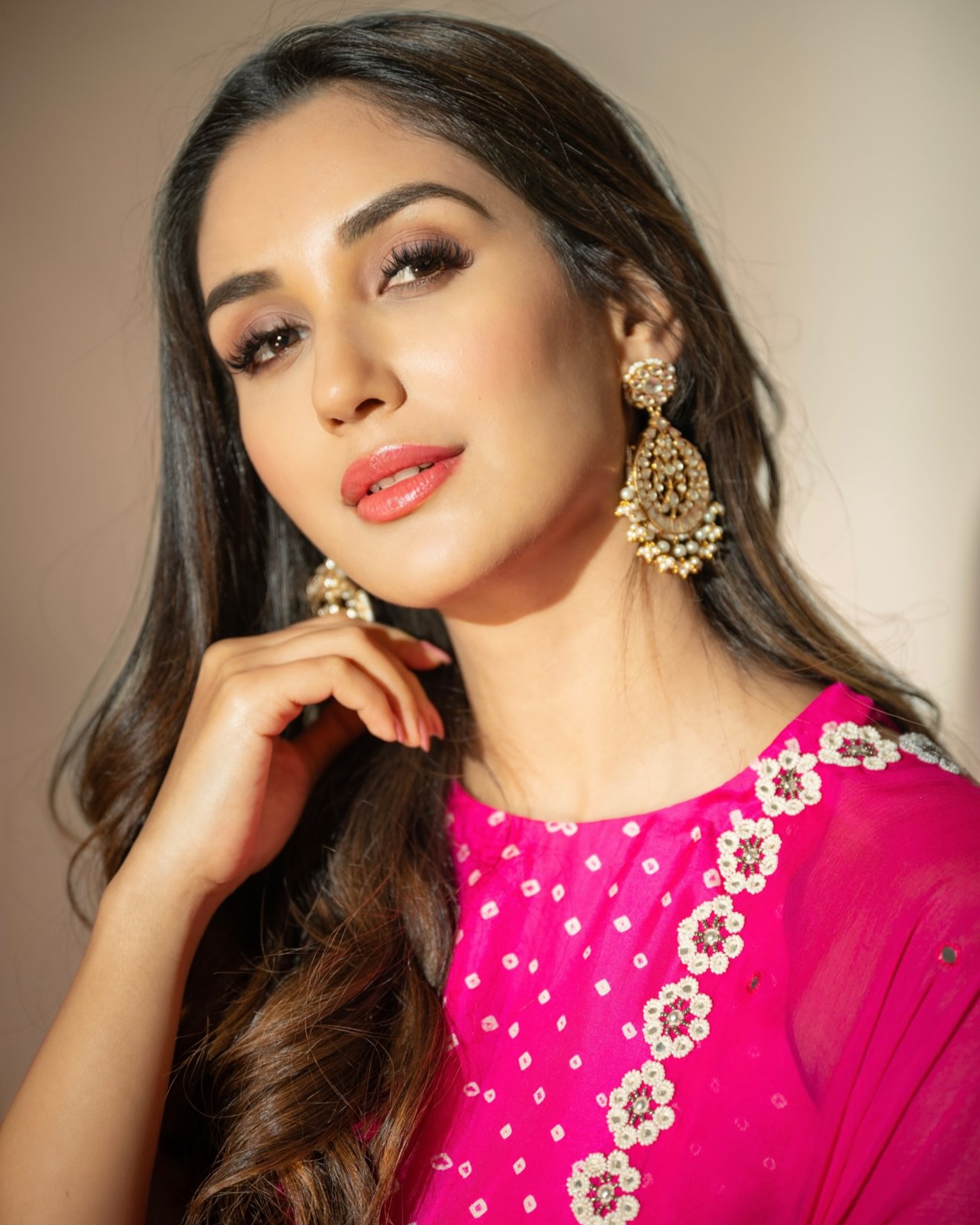 Nikita Dutta - Free pics, galleries & more at Babepedia