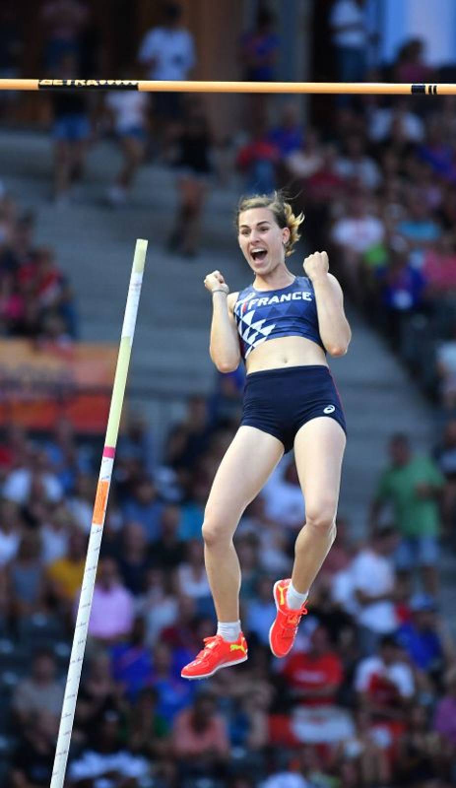 Ninon Guillon-Romarin's seductive gaze a silent promise