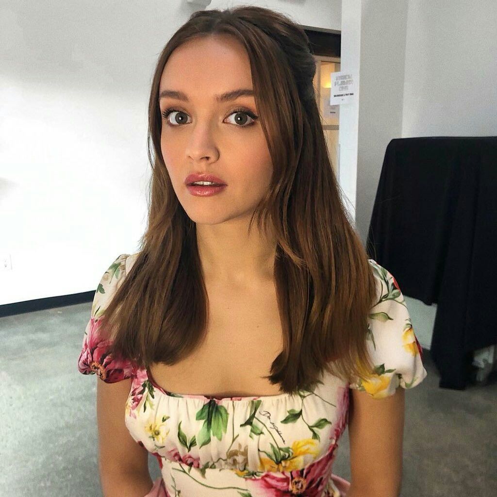 Olivia Cooke - Free pics, galleries & more at Babepedia