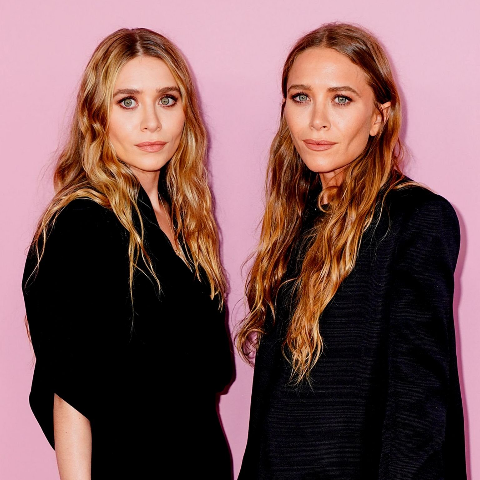 Olsen Twins - Free pics, galleries & more at Babepedia