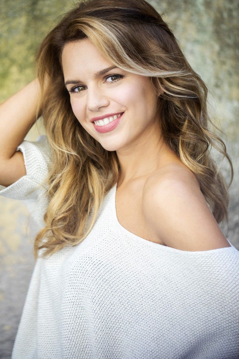 Pamela Saino - Free pics, galleries & more at Babepedia
