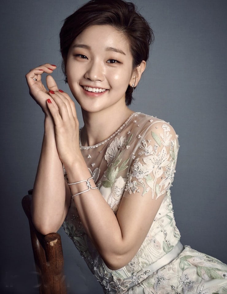 Park So-dam Photos (Uploaded By Our Users) .