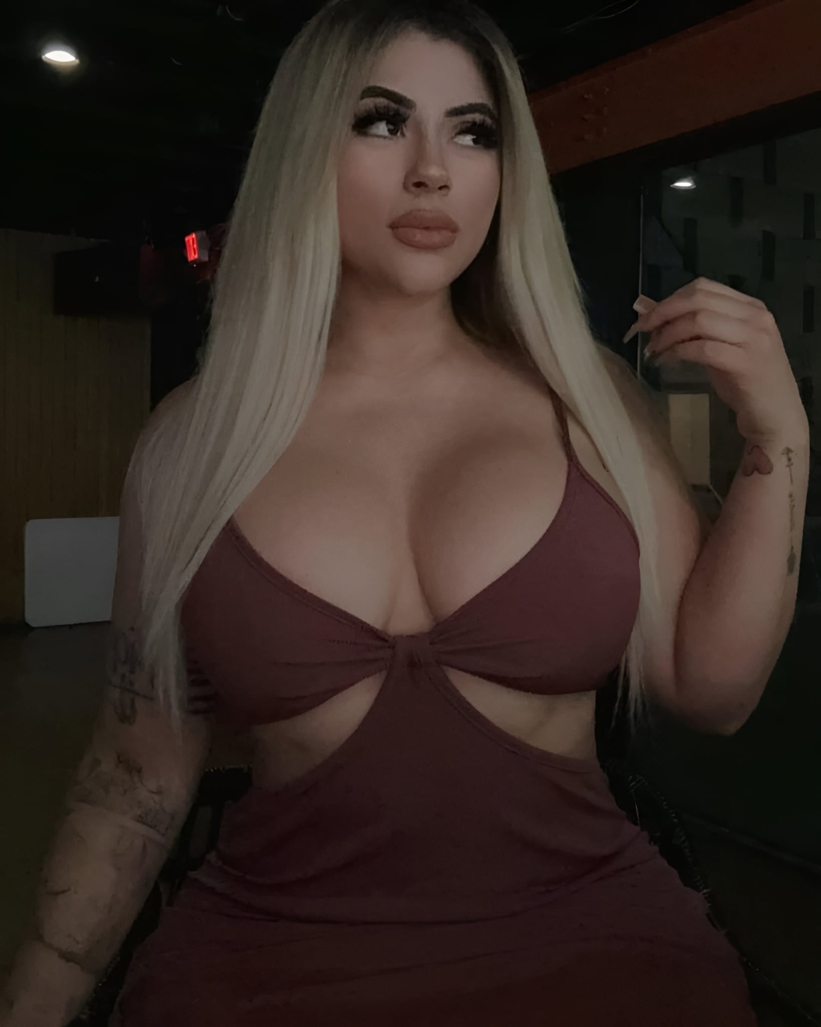 Perla Sollozo - Free nude pics, galleries & more at Babepedia