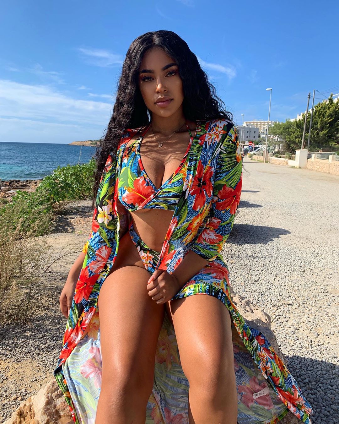 Phiaslay - Free pics, galleries & more at Babepedia