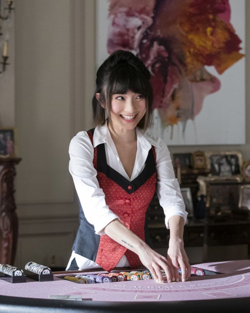 Poppy Liu - Free pics, galleries & more at Babepedia