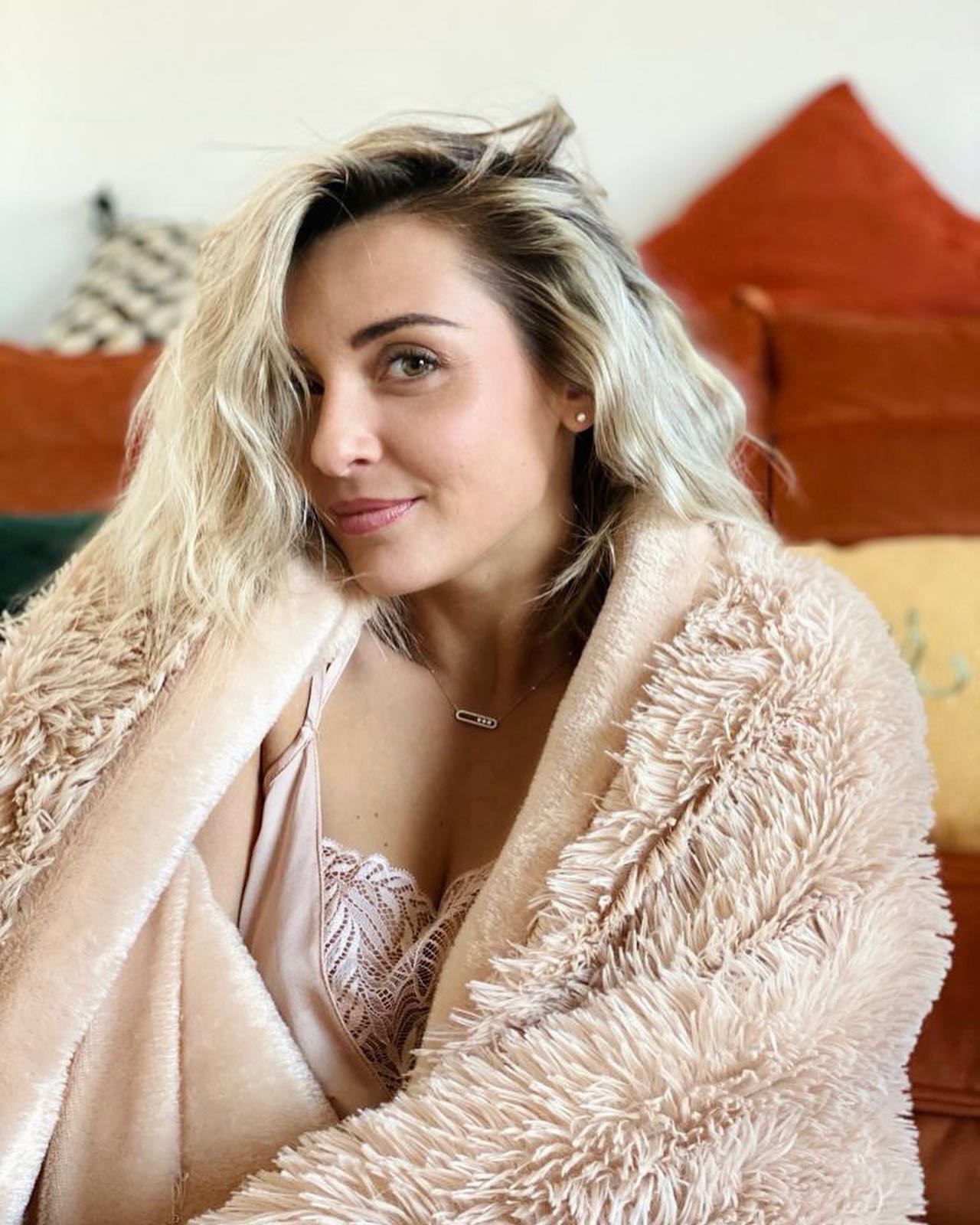 Priscilla betti photos