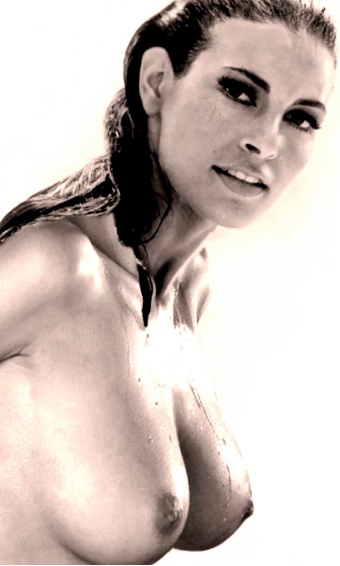 Raquel welsch nude