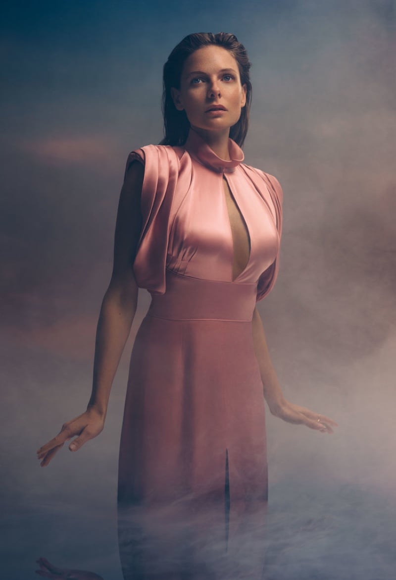 Rebecca Ferguson - Free pics, galleries & more at Babepedia