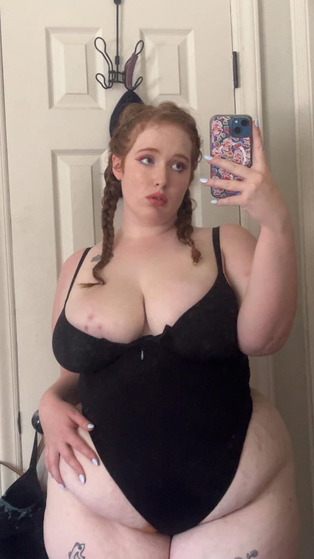 RedheadedHoneyDoll