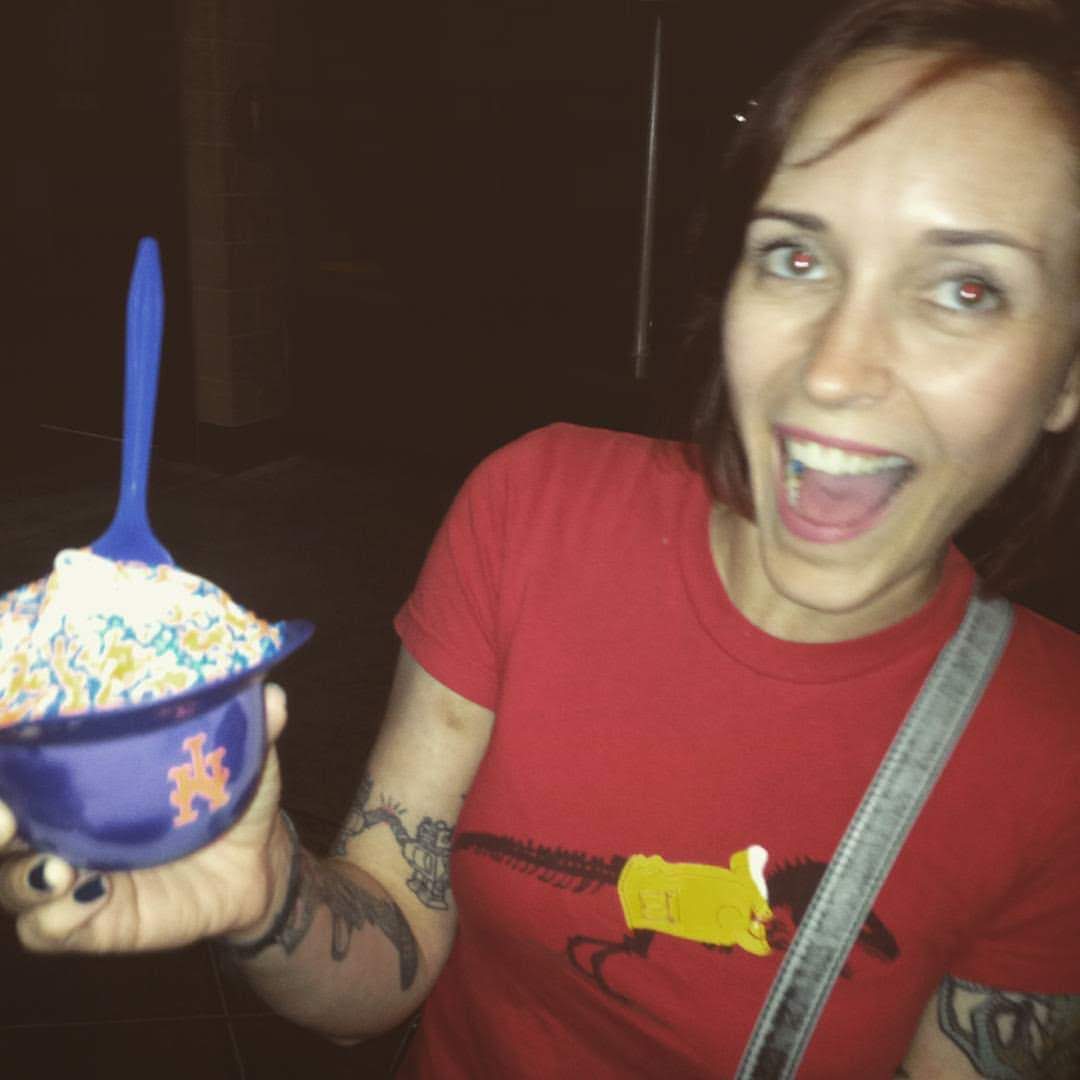 Ruby Collins - Komik (były)