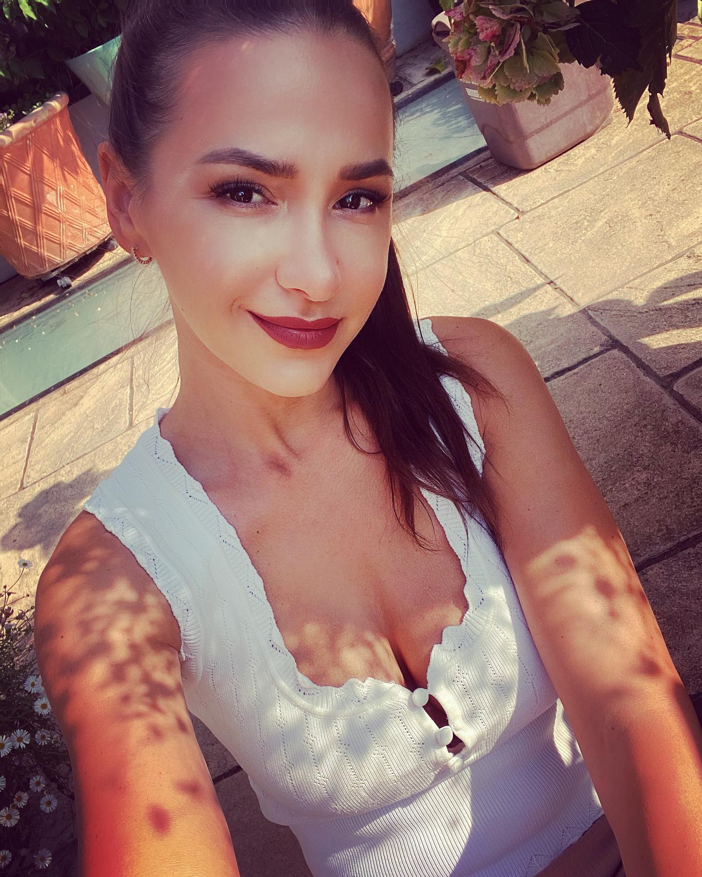 Rusanda Panfili - Free pics, galleries & more at Babepedia