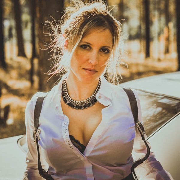 Sabrina Amo - Artysta, Muzyk, Pisarz