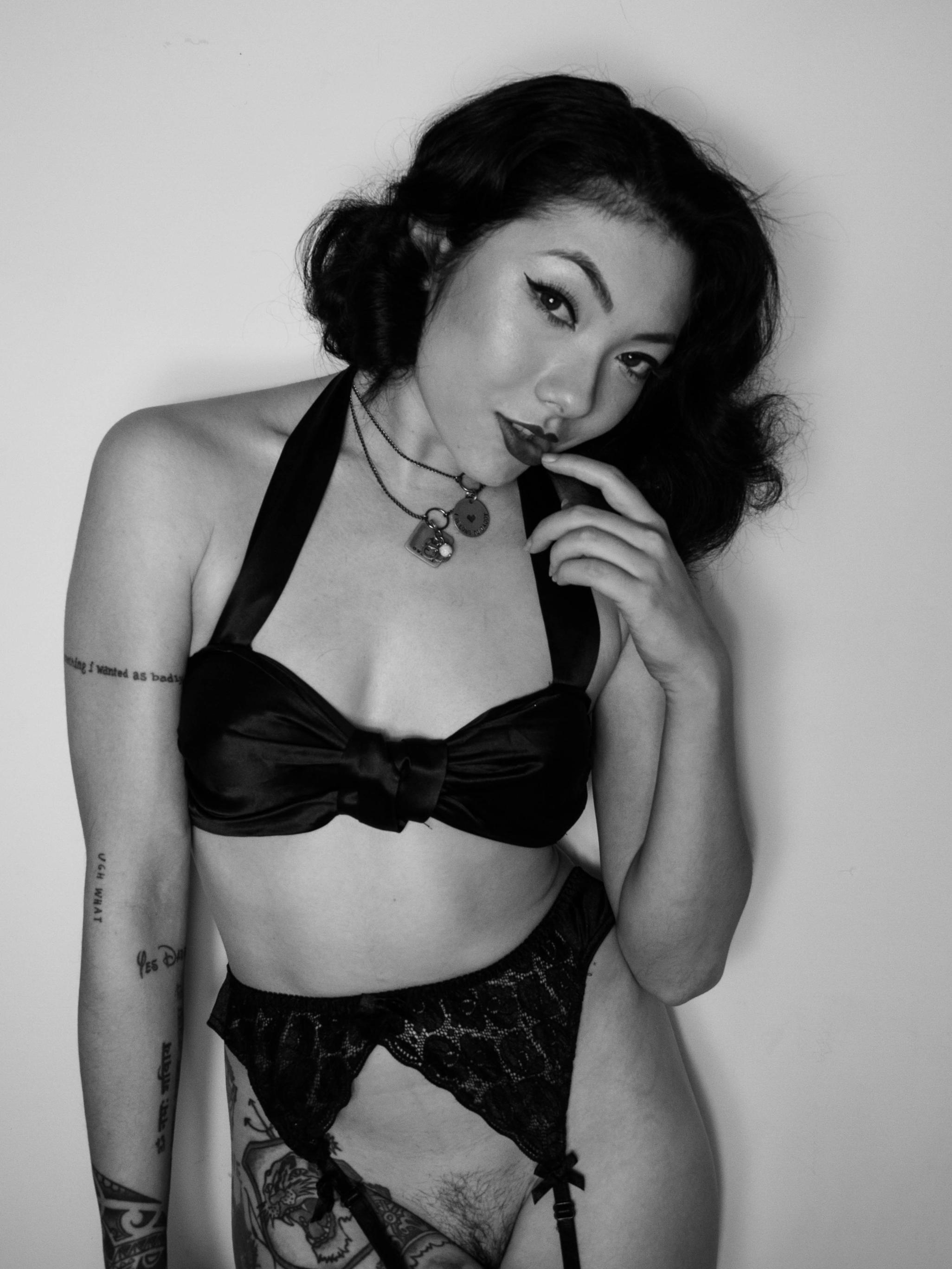 Sam Aotaki - Free nude pics, galleries & more at Babepedia