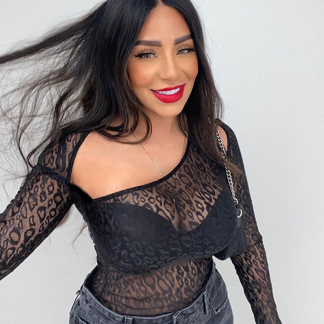 Samii Herrera - Free pics, galleries & more at Babepedia