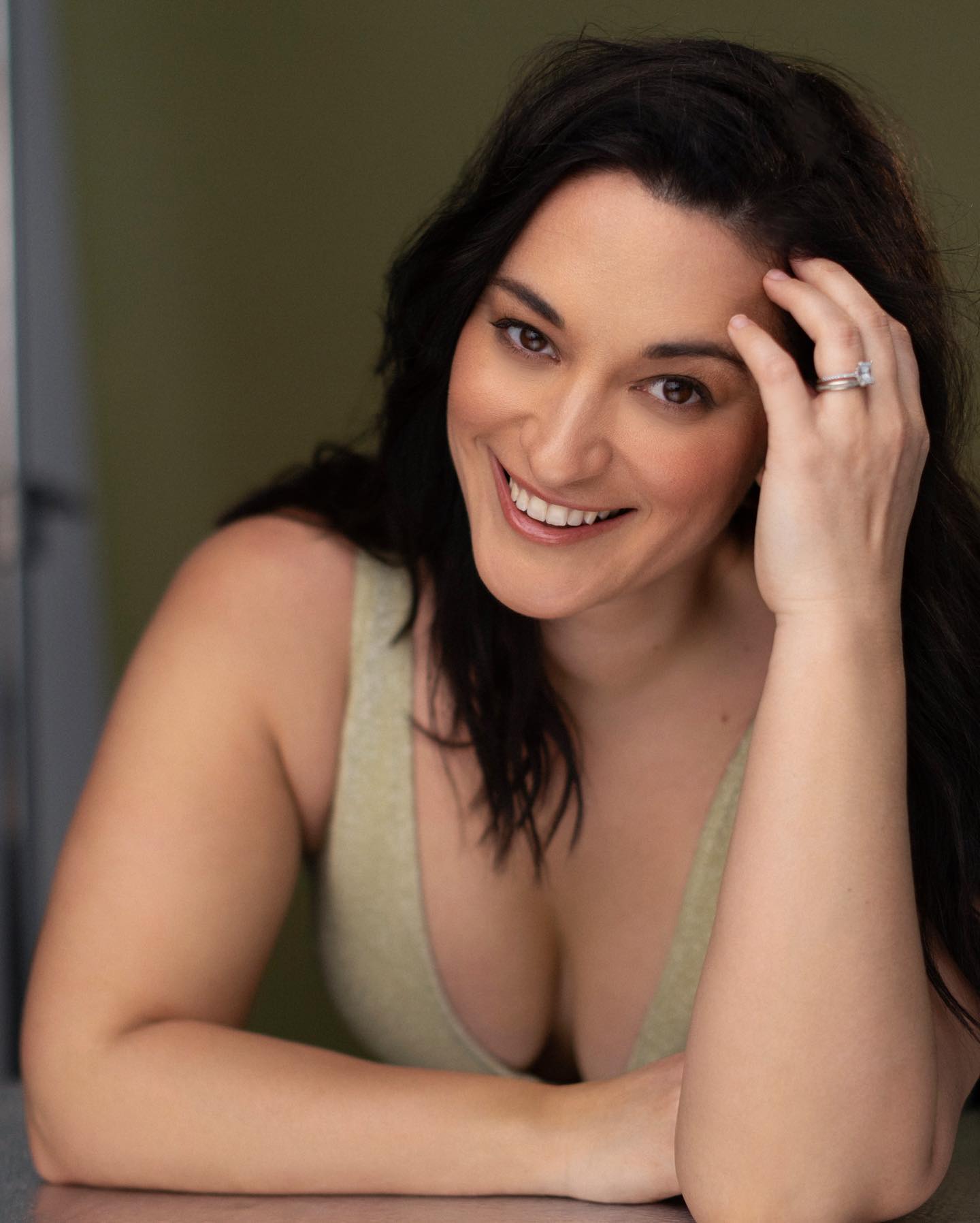 Sara Tomko - Free pics, galleries & more at Babepedia