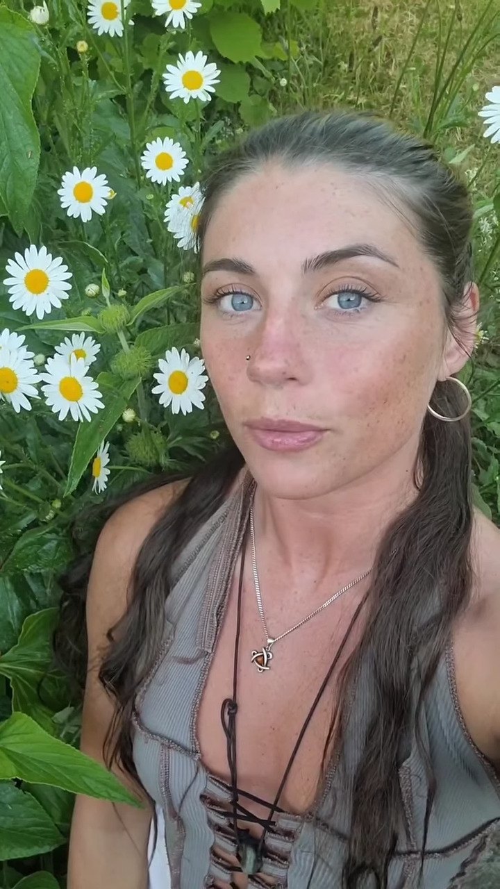 Seren Hawley-Plows - Wpływowy