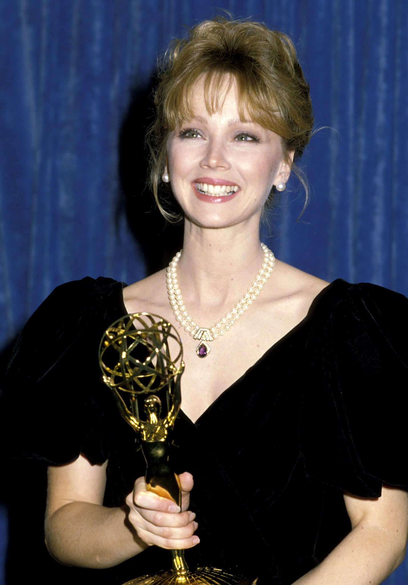 Shelley Long - Free pics, galleries & more at Babepedia