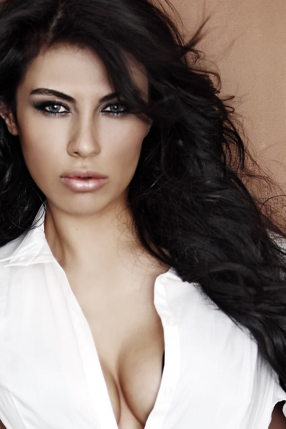 Sibel Meric - Free pics, galleries & more at Babepedia