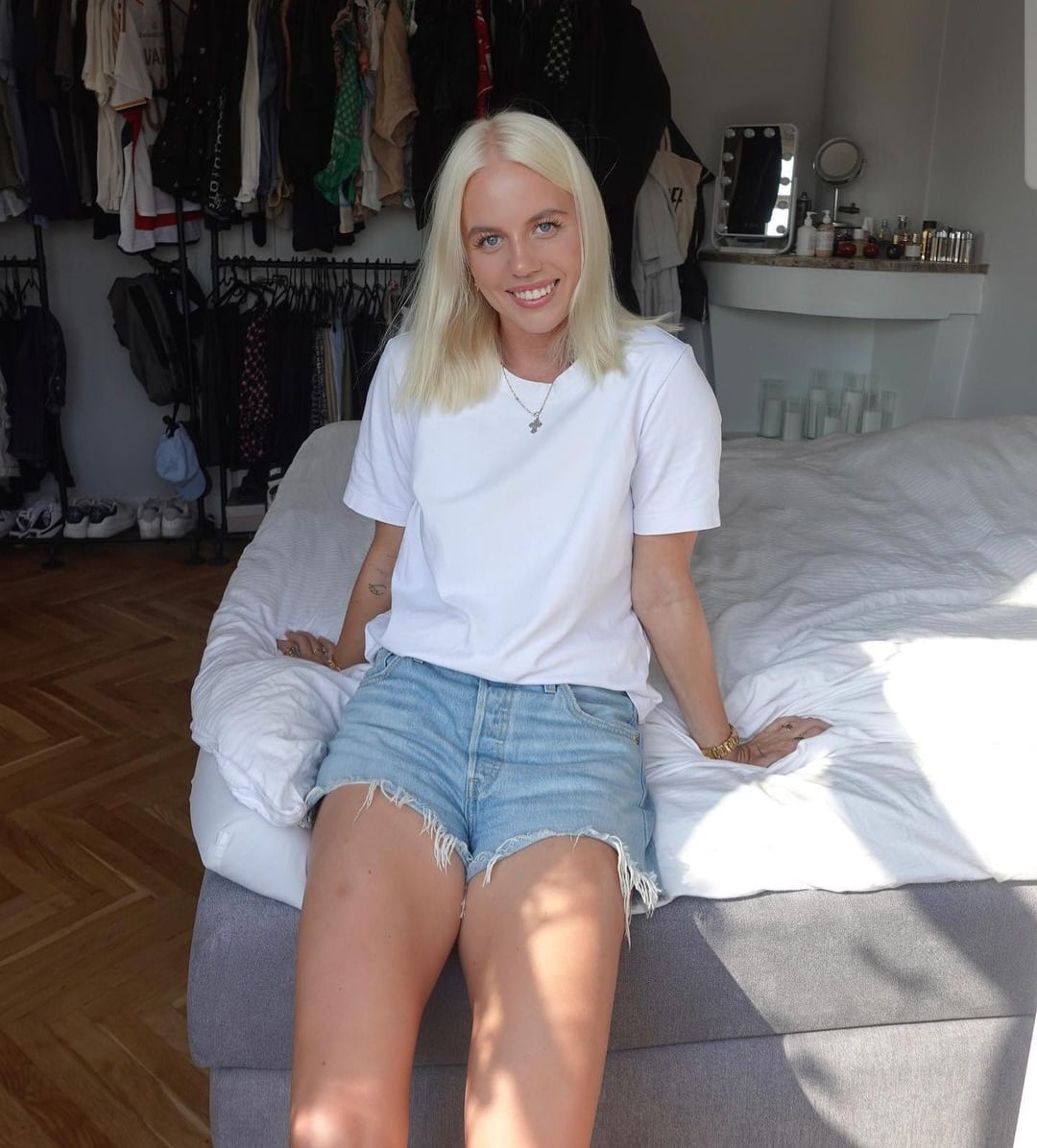 Sofie Svava - Sportsmenka: piłkarz