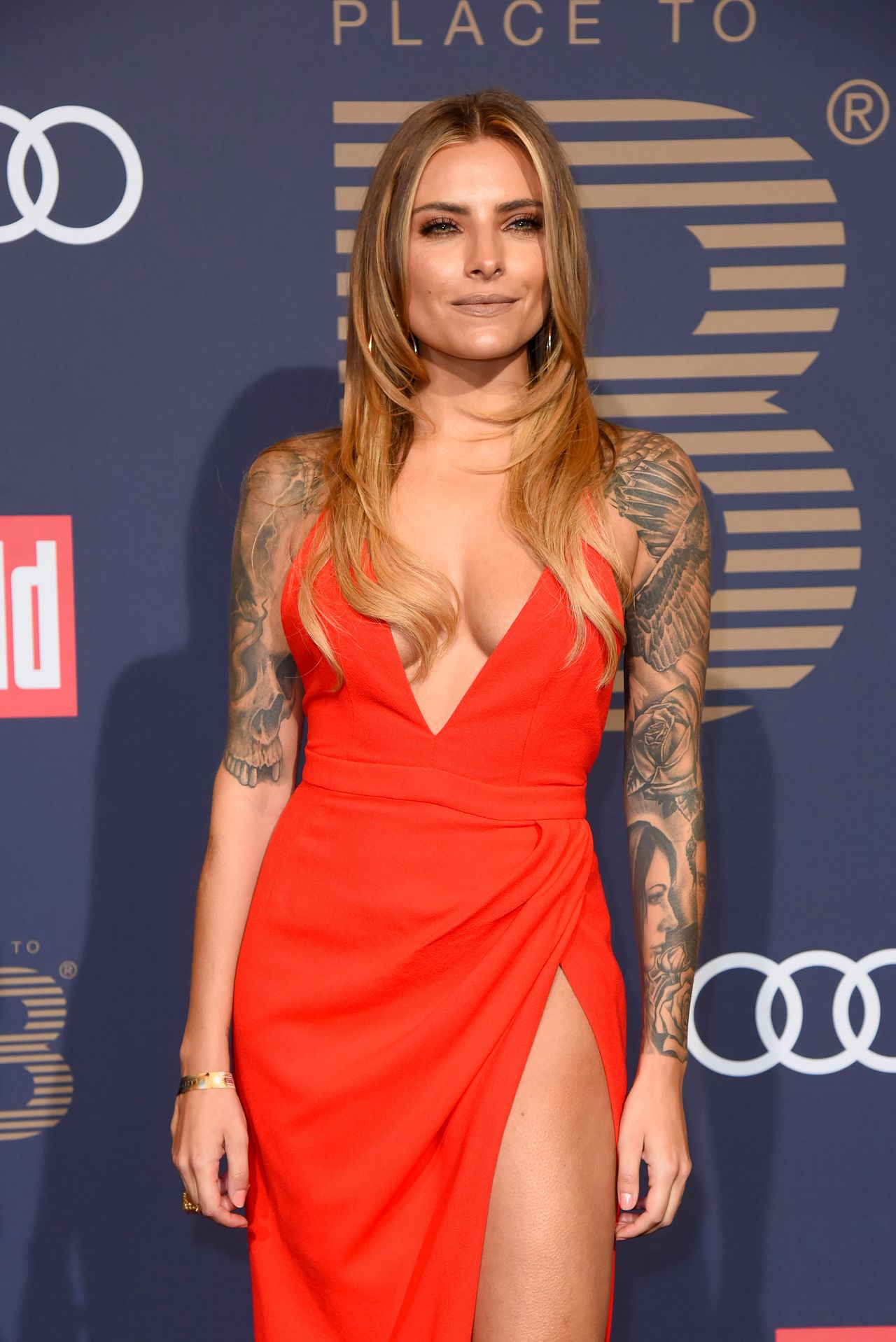 Sophia Thomalla - Free pics, galleries & more at Babepedia