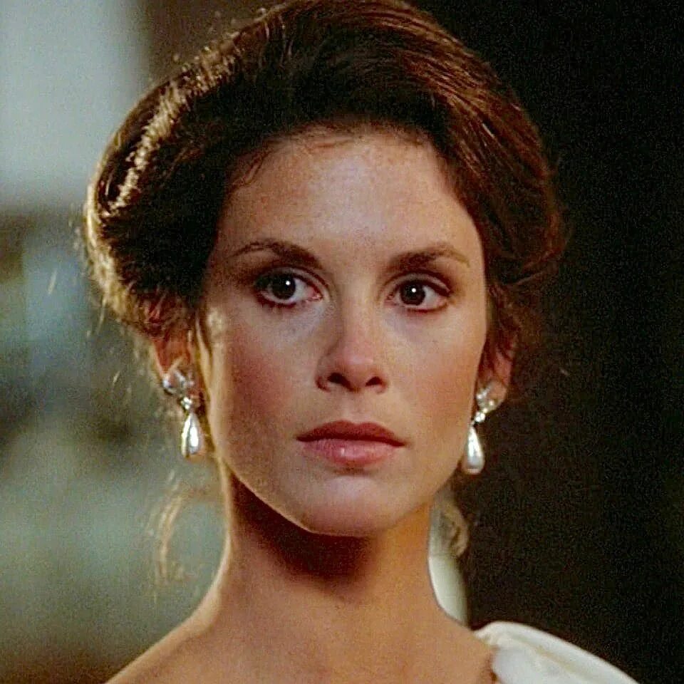 Stephanie Zimbalist - Free pics, galleries & more at Babepedia