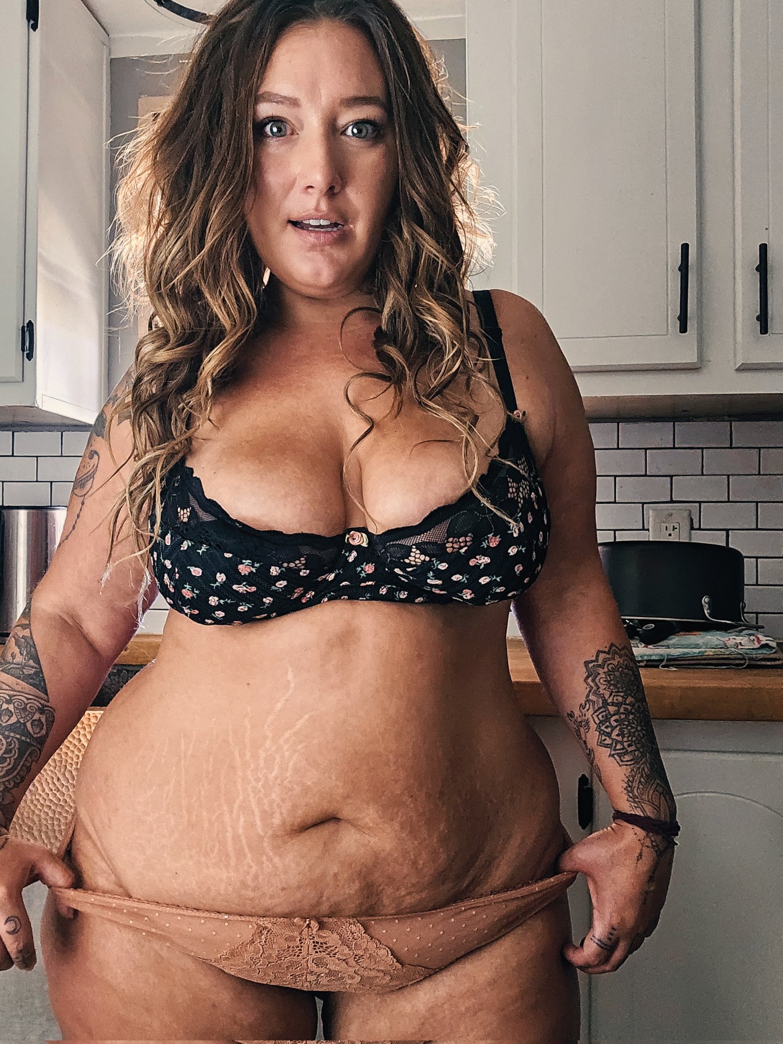 Summers Vonhesse - Free pics, galleries & more at Babepedia