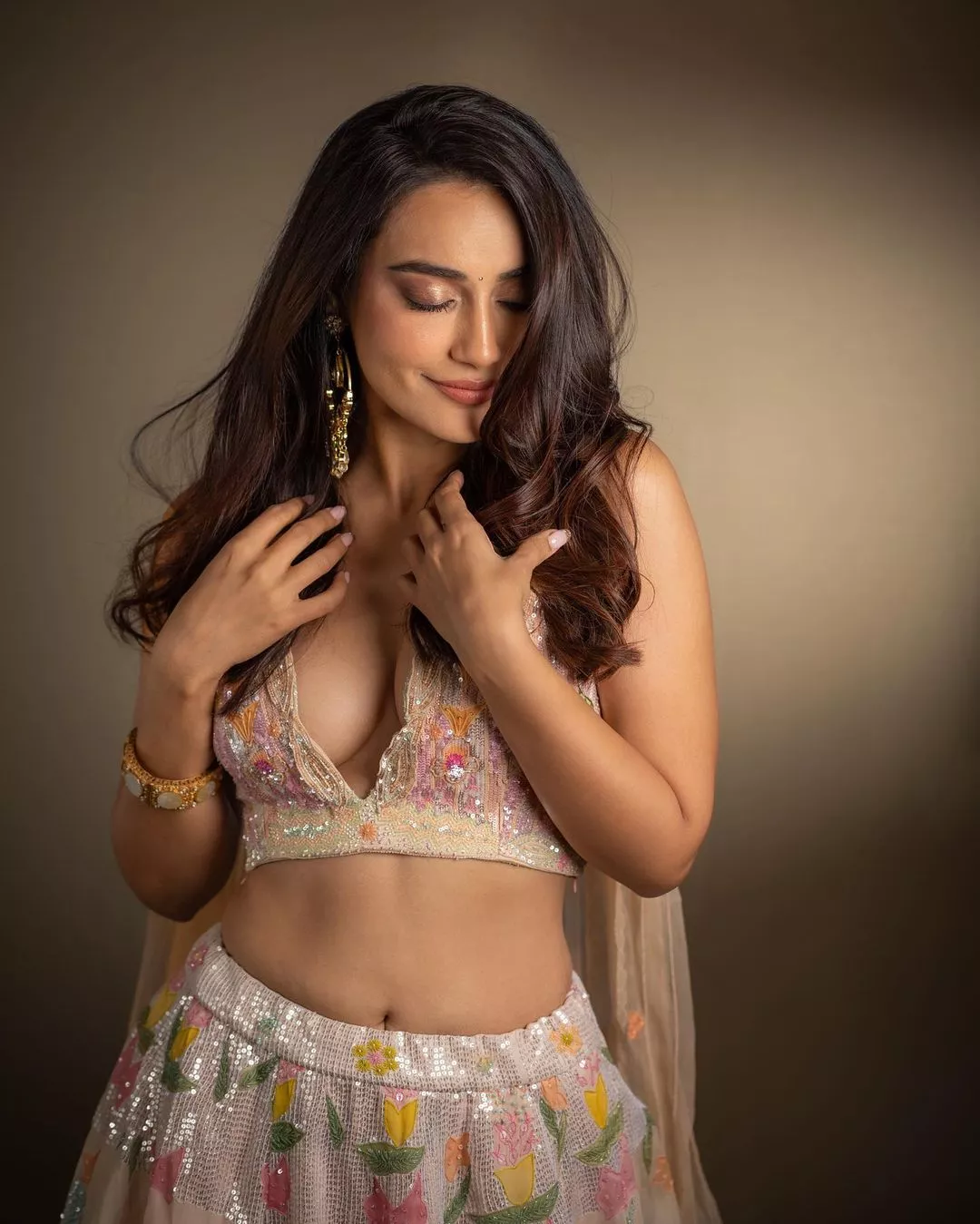 Surbhi jyoti sex video