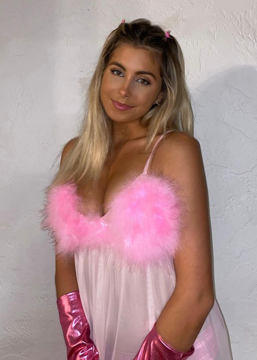 Talia Baia - Free pics, galleries & more at Babepedia