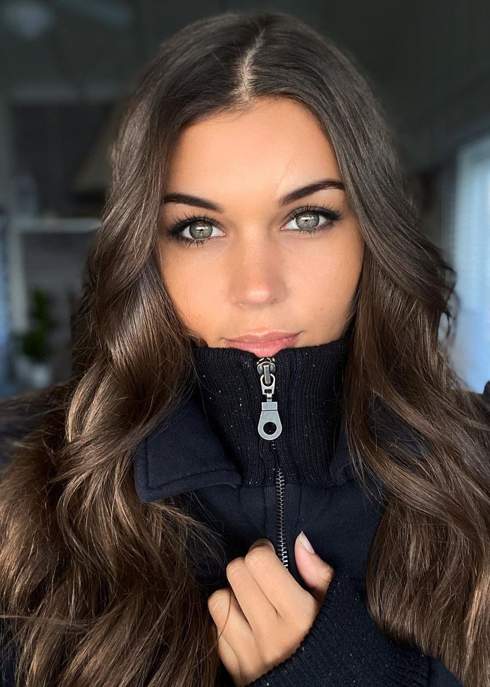 Tanisha Coetzee - Free pics, galleries & more at Babepedia