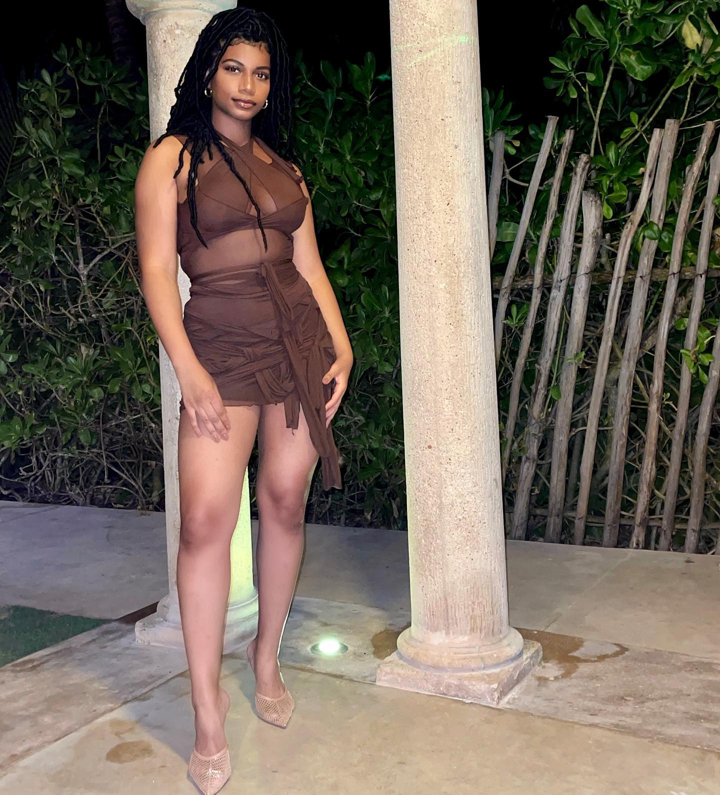 Taylor Rooks - Free pics, galleries & more at Babepedia