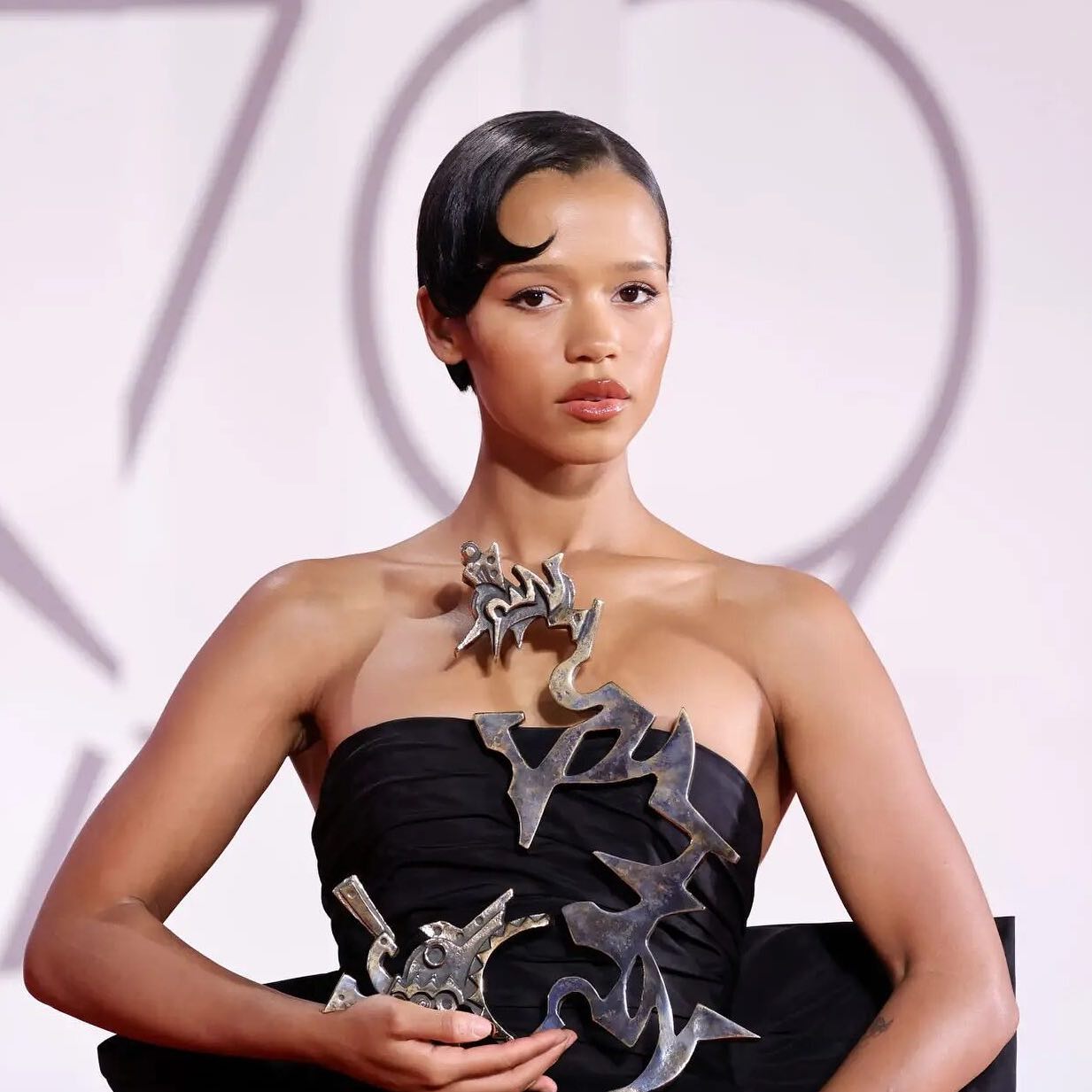 Taylor Russell - Free pics, galleries & more at Babepedia