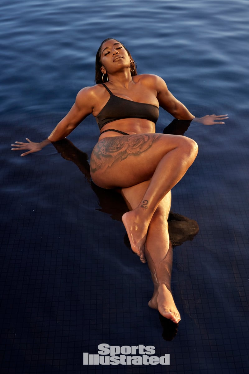 Tea Cooper - Free pics, galleries & more at Babepedia