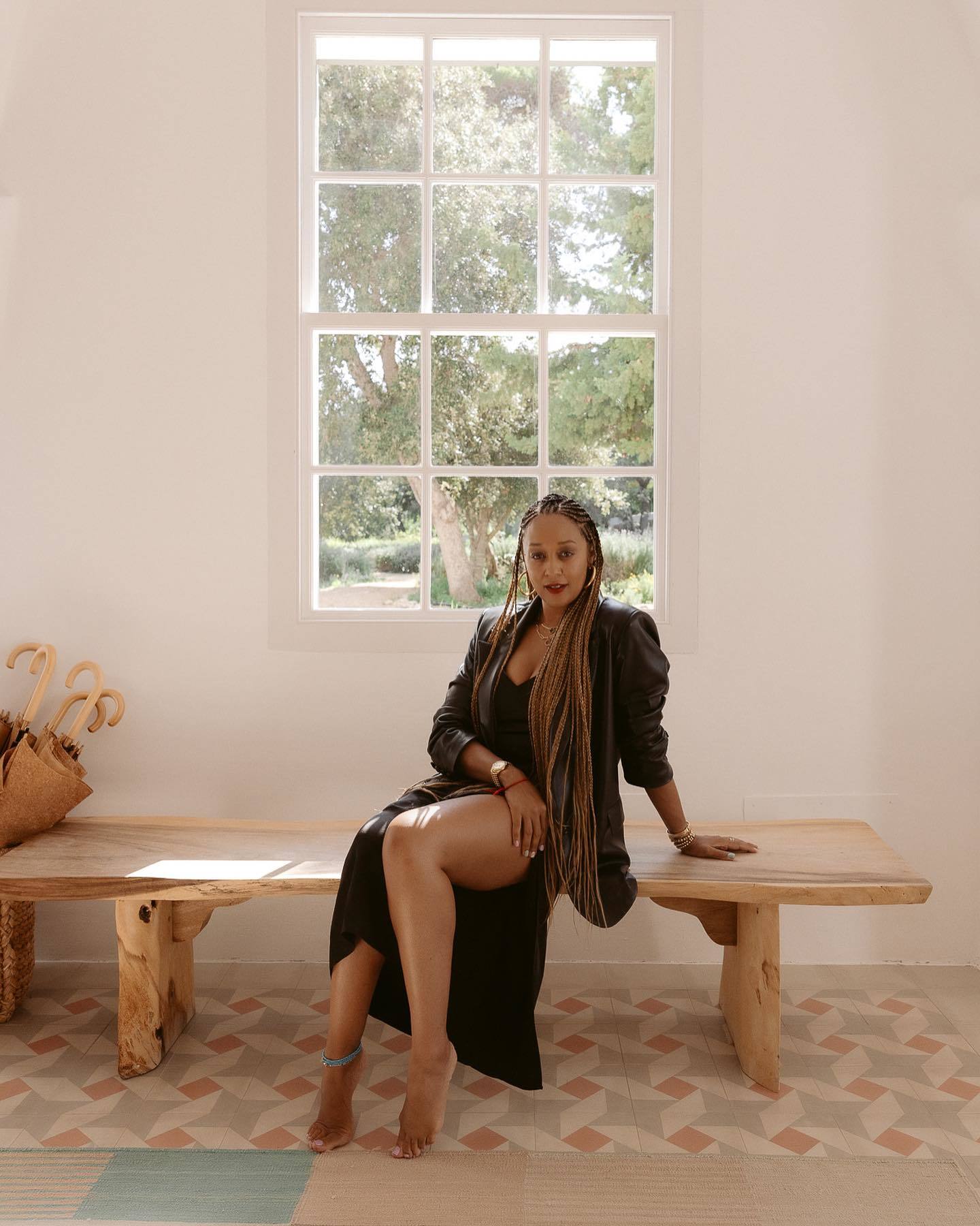 Tia Mowry - Free pics, galleries & more at Babepedia