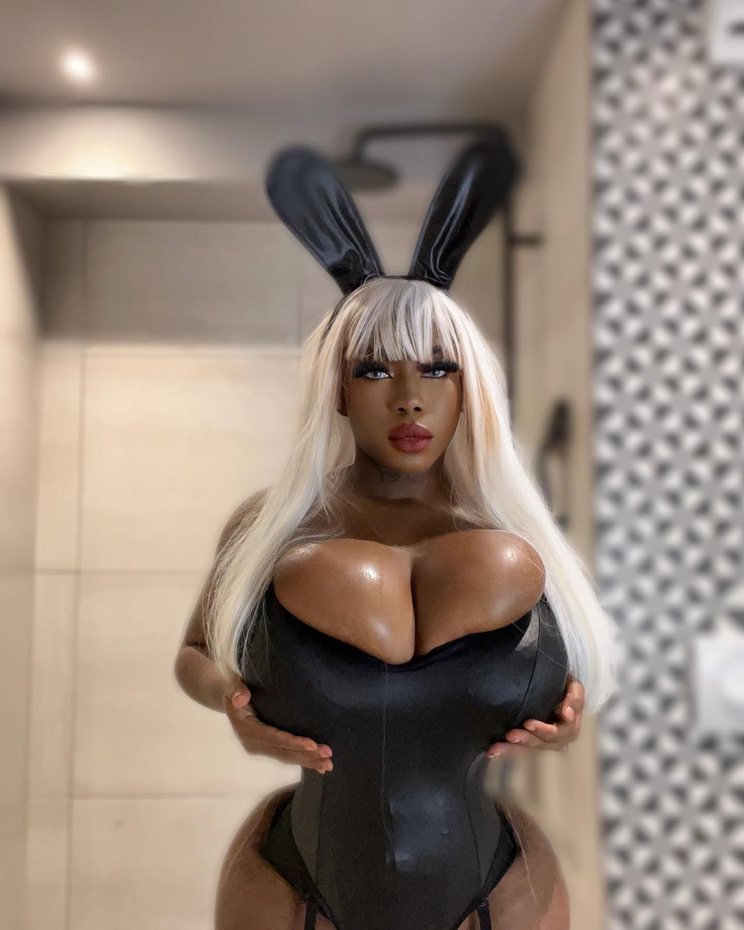 Tokyo Tea - Free nude pics, galleries & more at Babepedia