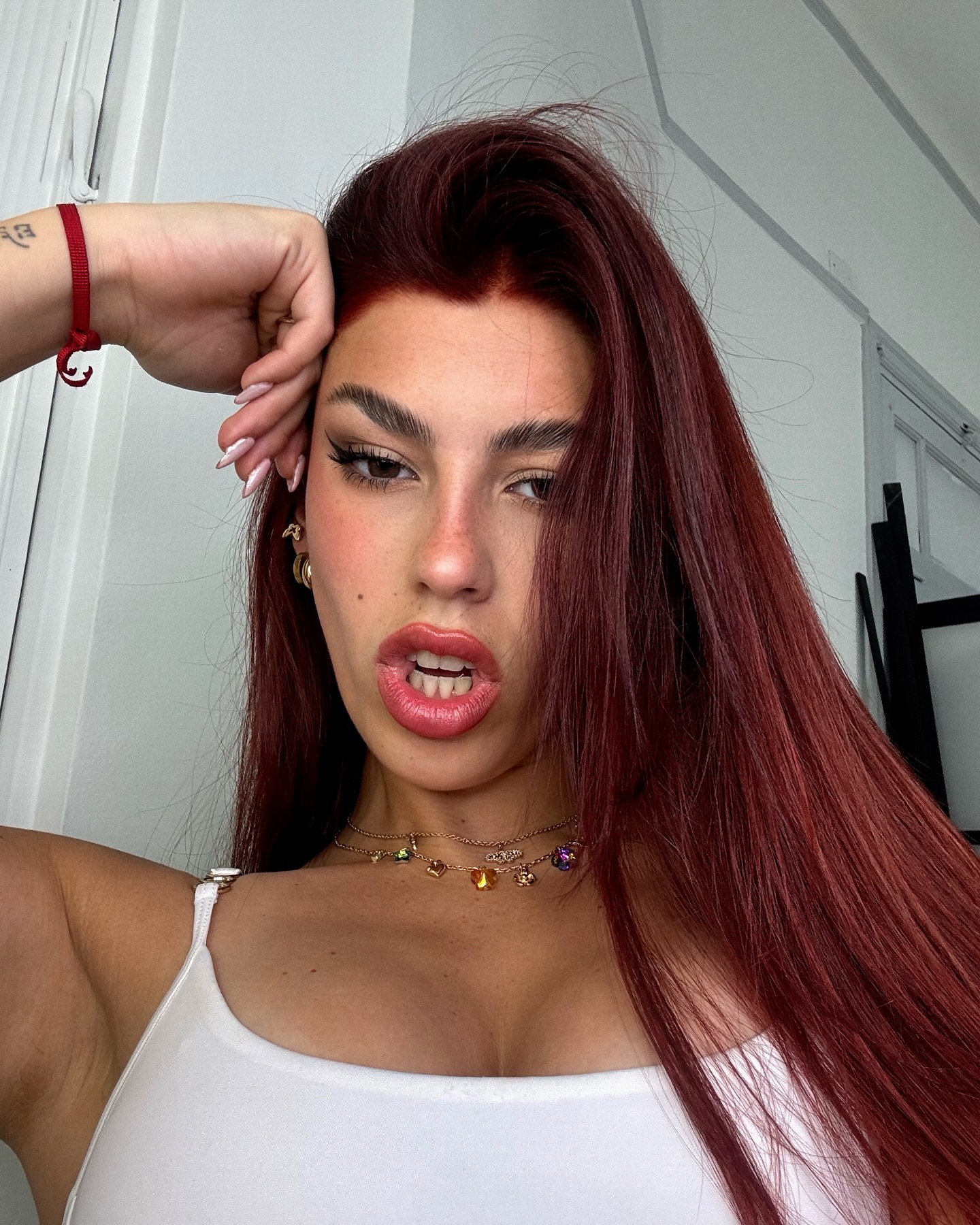 Valentina Legaria - Free pics, galleries & more at Babepedia