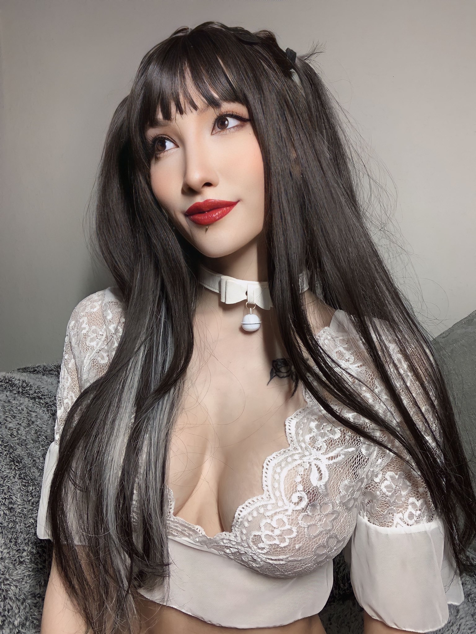 Veenacos - Free nude pics, galleries & more at Babepedia