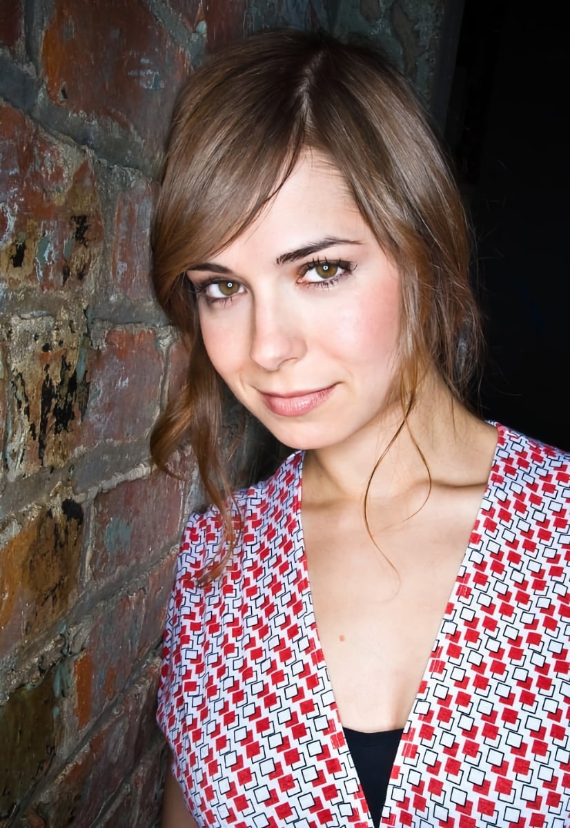 Veronica Belmont - Free pics, galleries & more at Babepedia