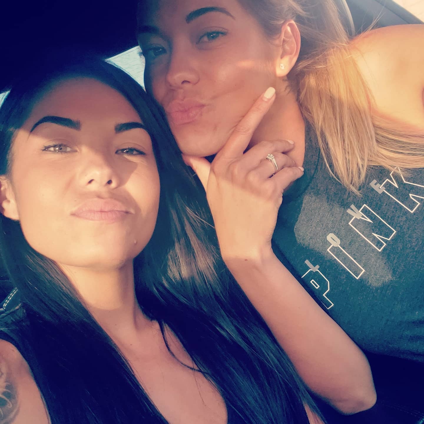 vsex twins, rachel s and taylor s in answer #2460911