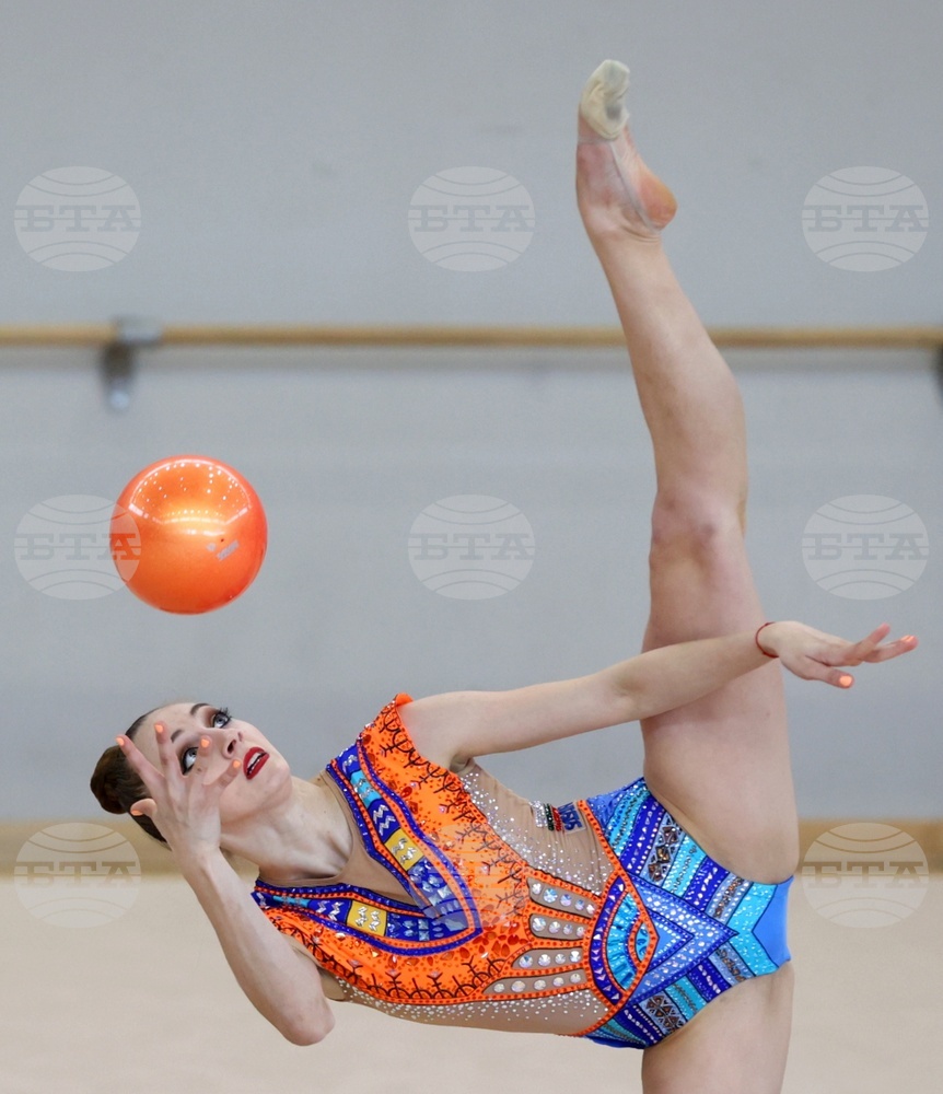 Zhenina Trashlieva - Sportsmenka: gimnastyczka