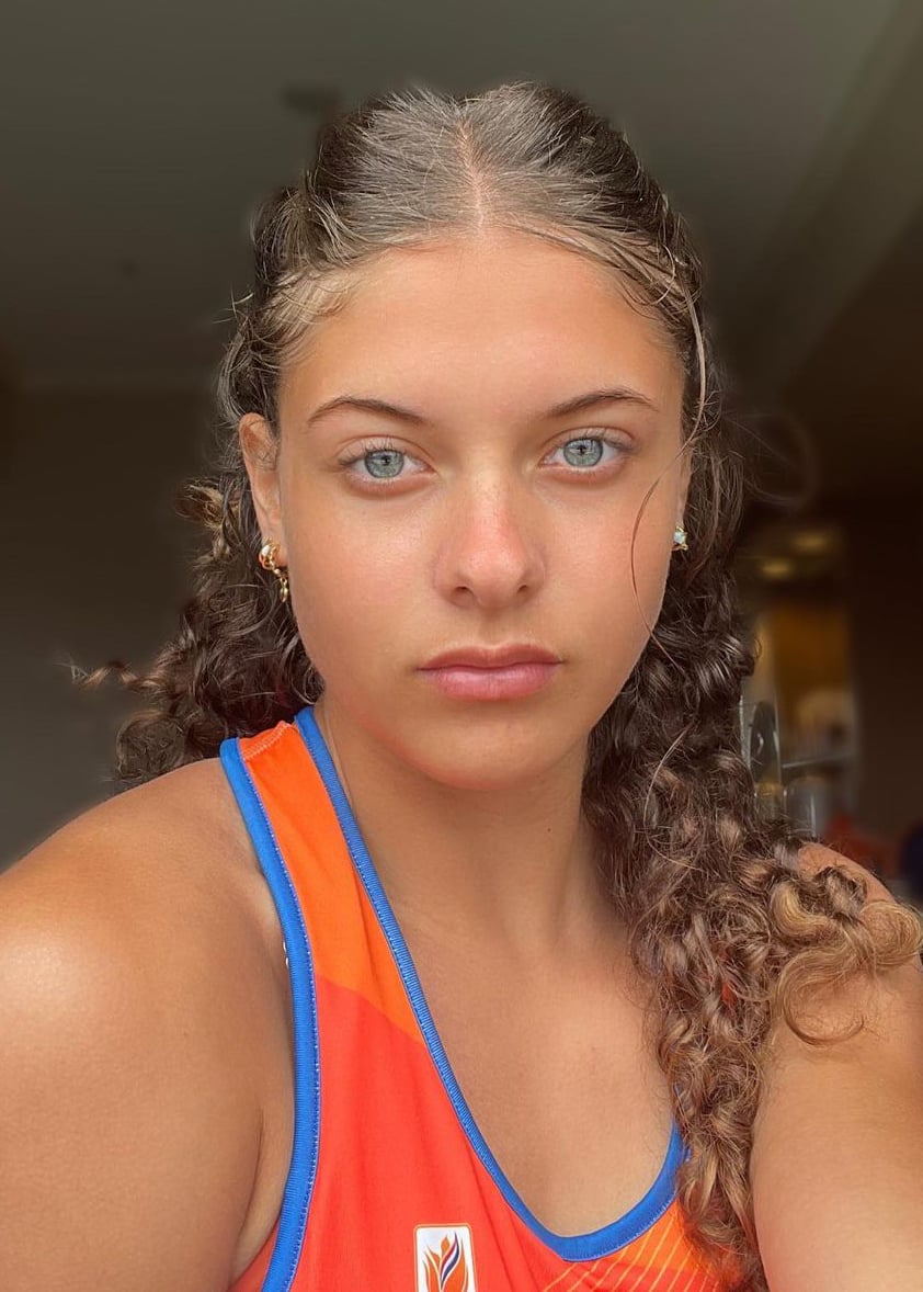 Zoe Sedney in revealing shots